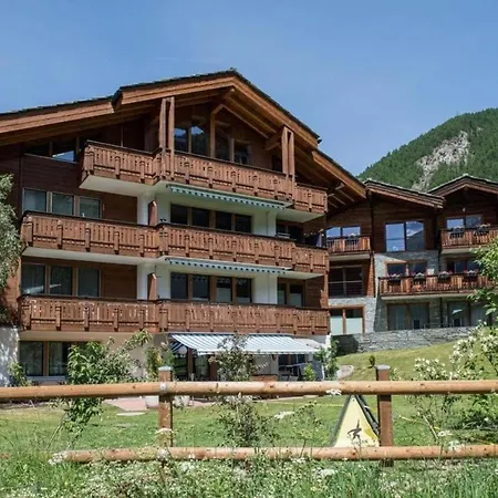 アパート Ferienwohnung Monte Rosa Skiinskiout