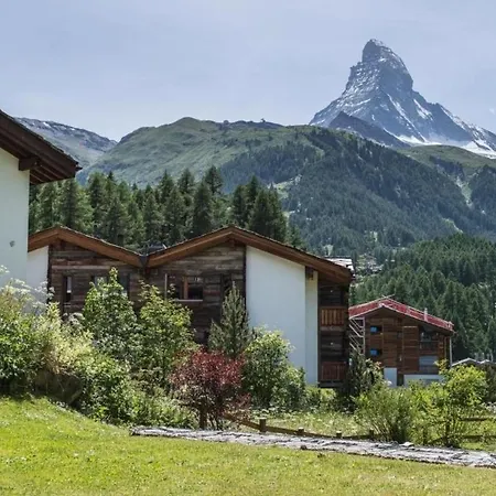 Ferienwohnung Monte Rosa Skiinskiout アパート *