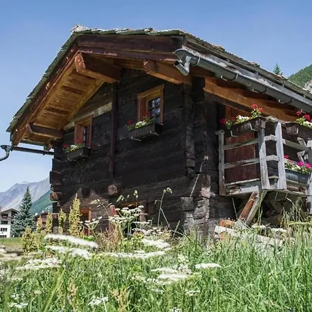 Ferienwohnung Monte Rosa Skiinskiout ツェルマット